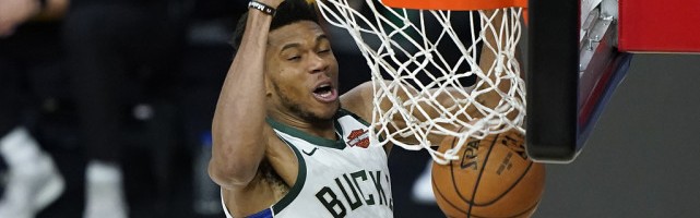  班凯罗新秀爆发魔术主场爆冷战胜雄鹿展潜力